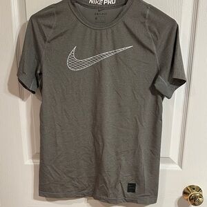 Nike Pro Men's Dark Gray Short Sleeve Tee
